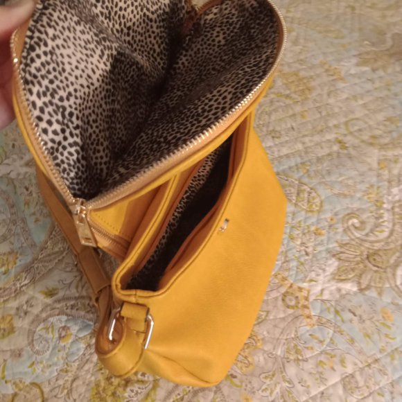 Handbag - Picture 4 of 4